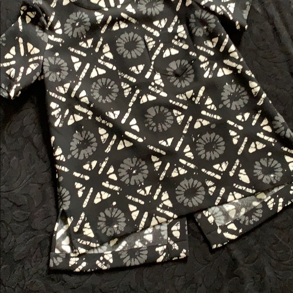 Madewell High Low Button Back Top - Picture 3 of 5